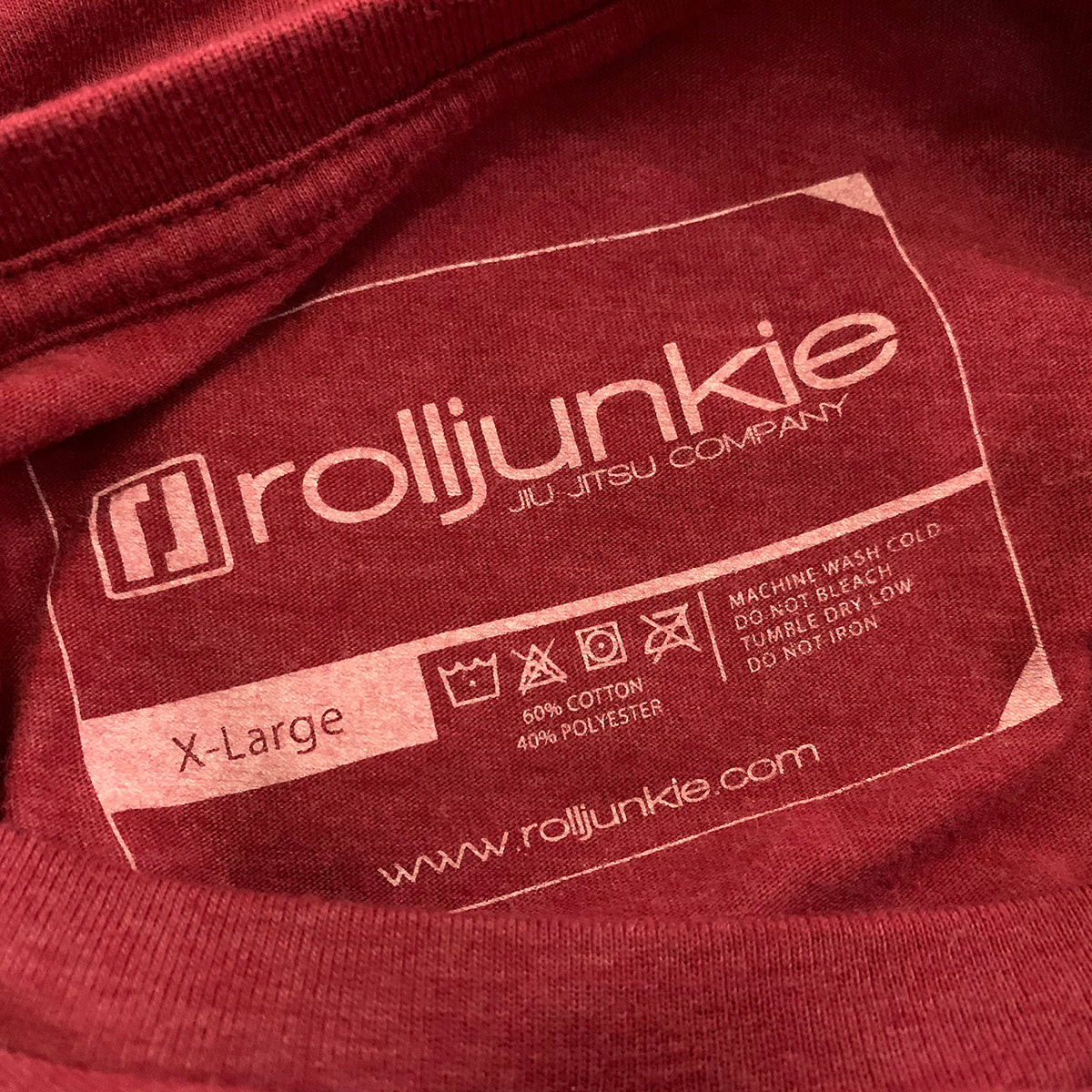 red jiu jitsu shirt label